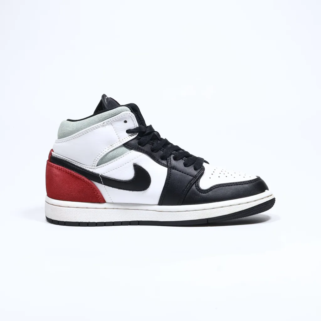 Air Jordan 1 Mid Se High-Top Sneakers Leather Black Color For Women