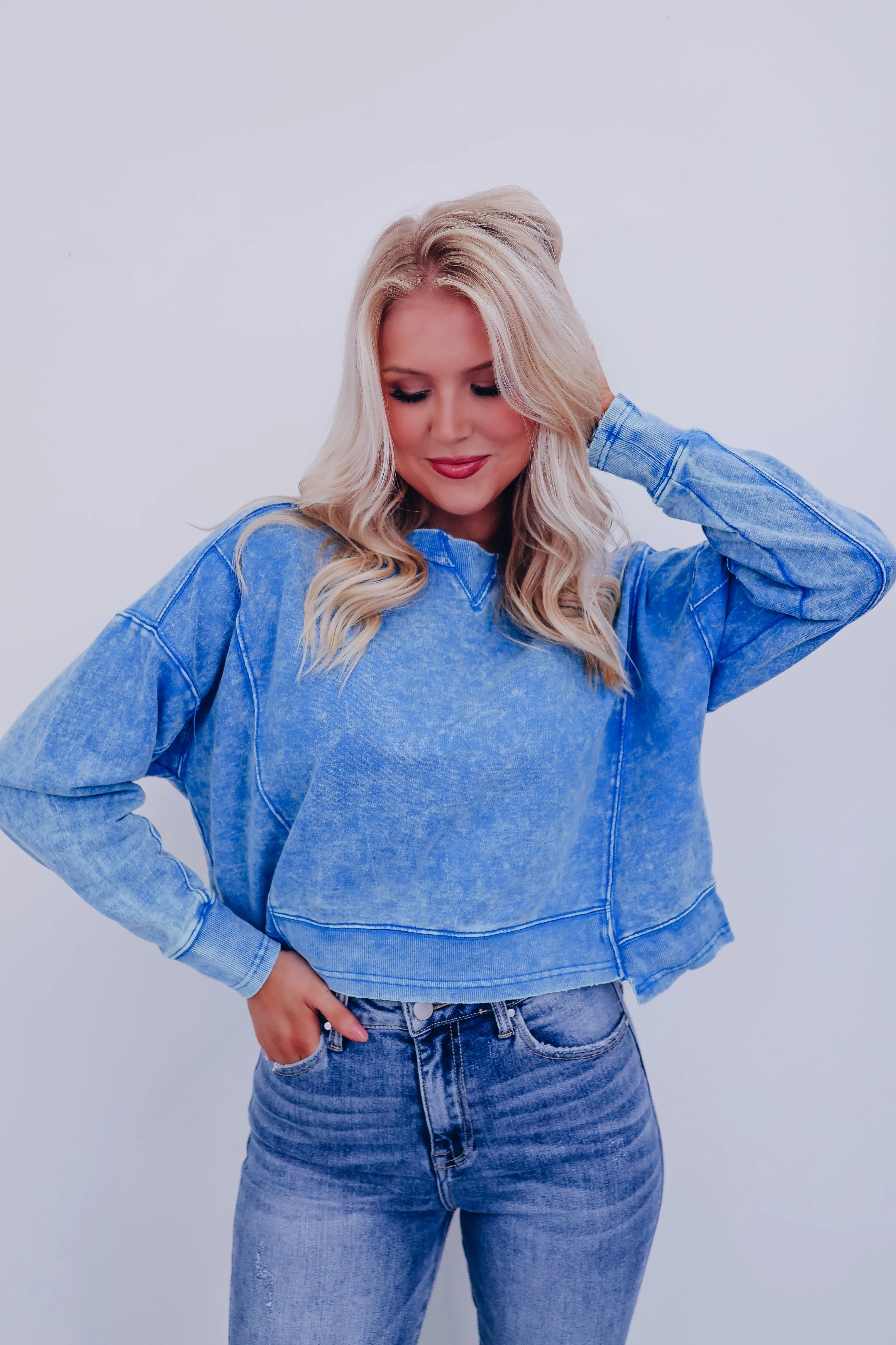 Amanda Acid Washed Cropped Sweatshirt - Blue