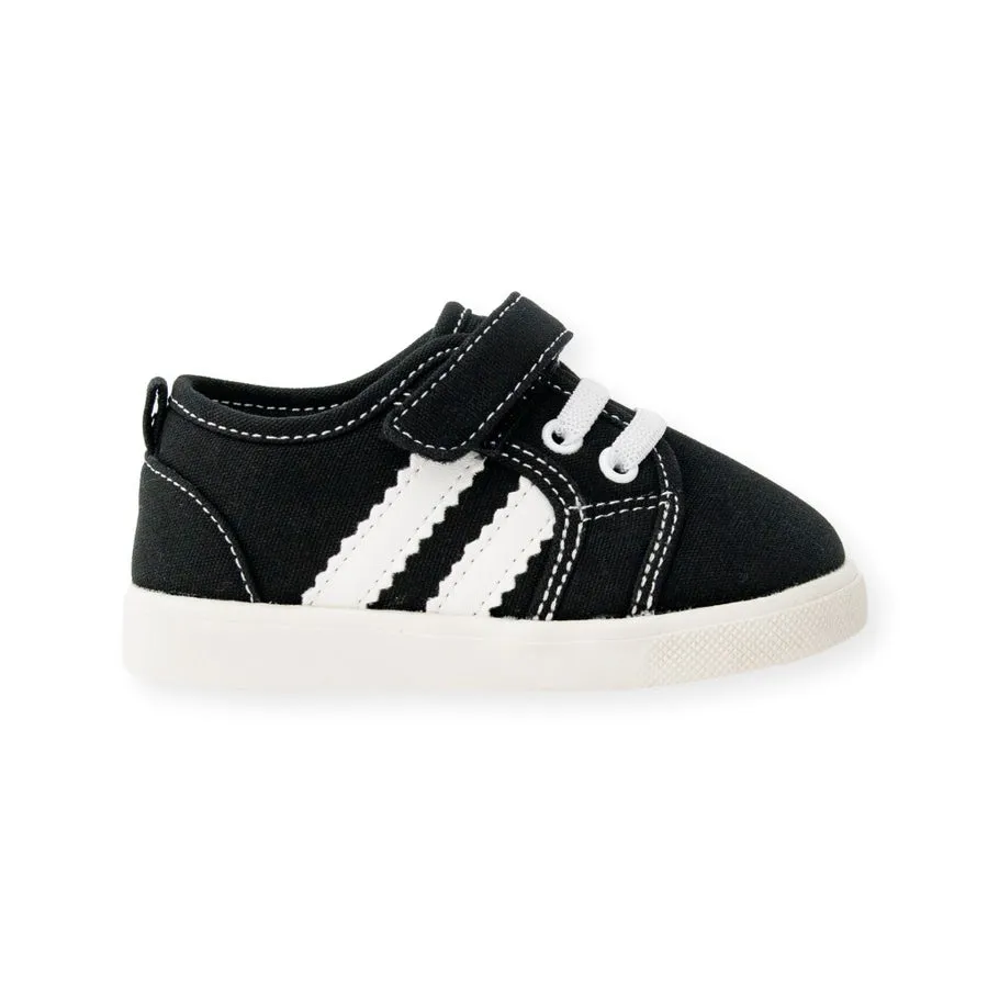 Andy Black Tennis Shoe