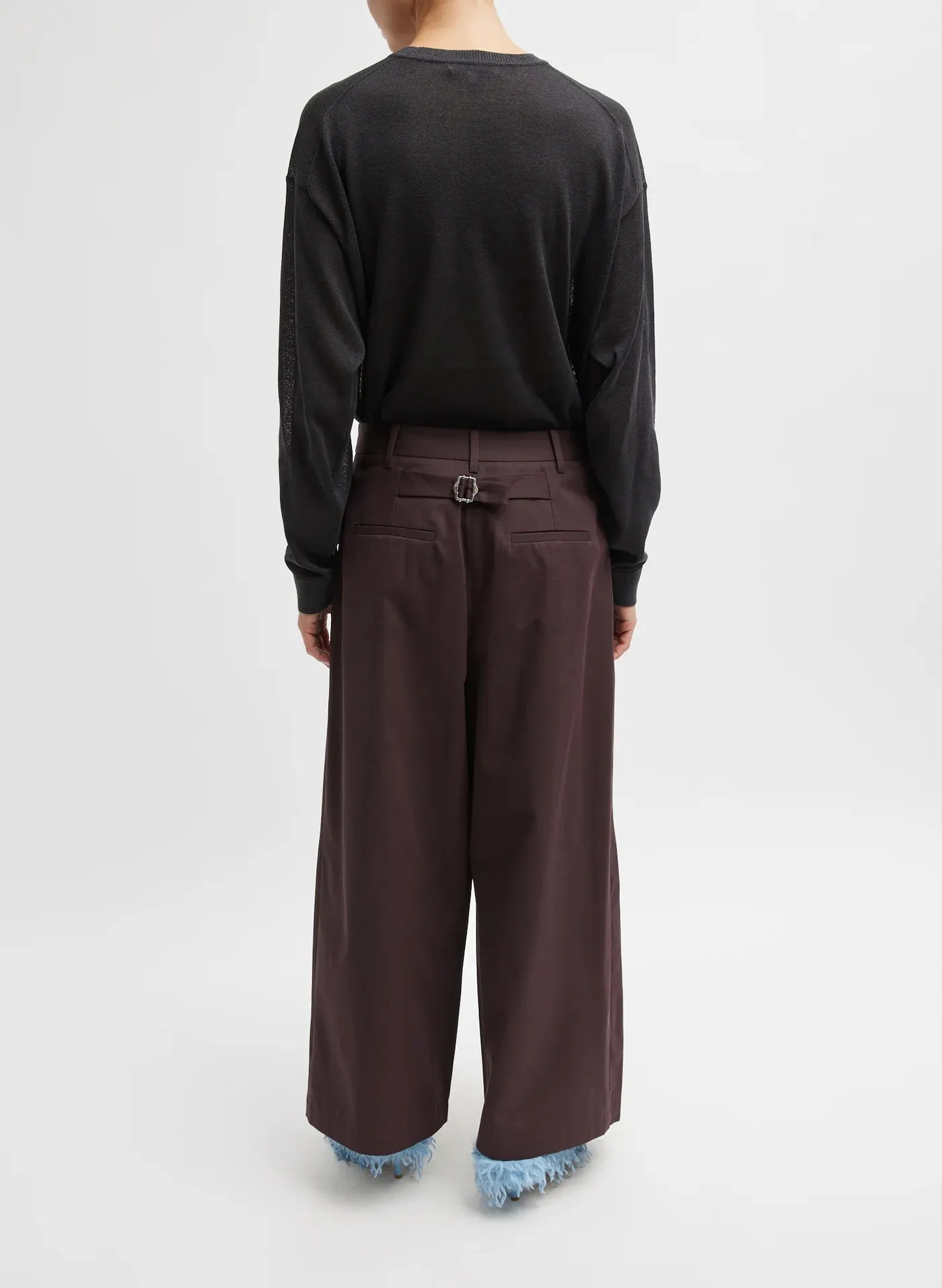 Bio Twill Triple Pleat Croppped Pant in Plum