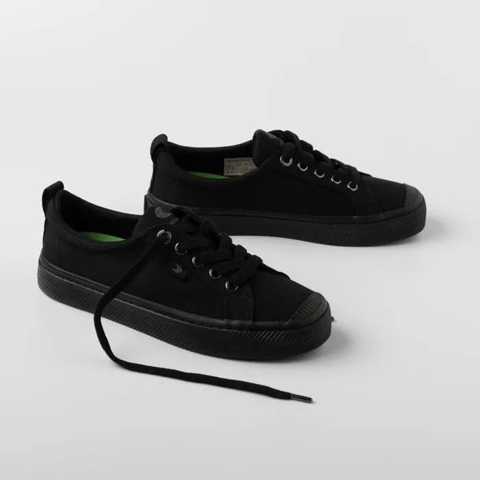 CARIUMA OCA Low  All Black Canvas Sneaker Women