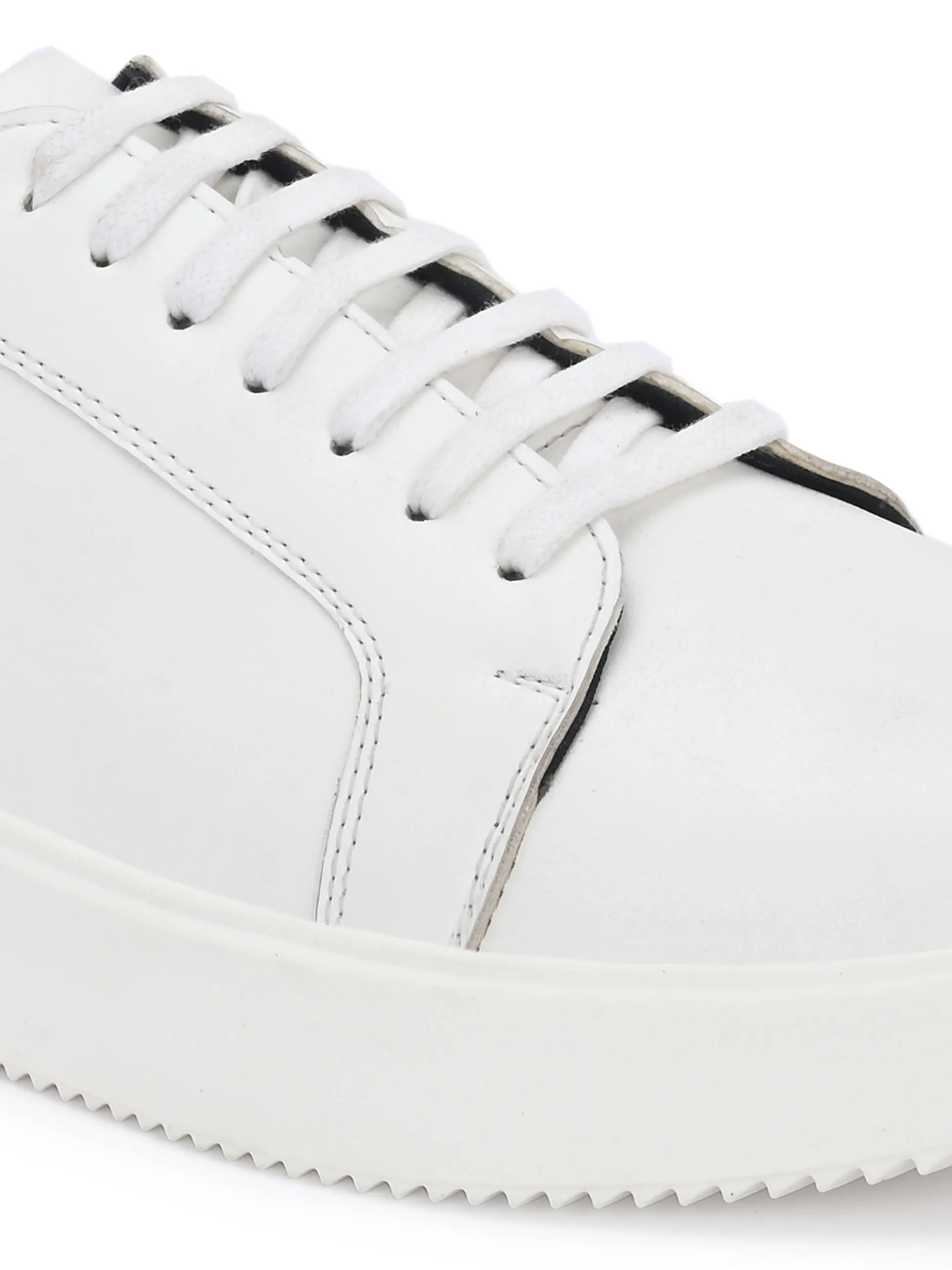 Chase Men's Sneakers