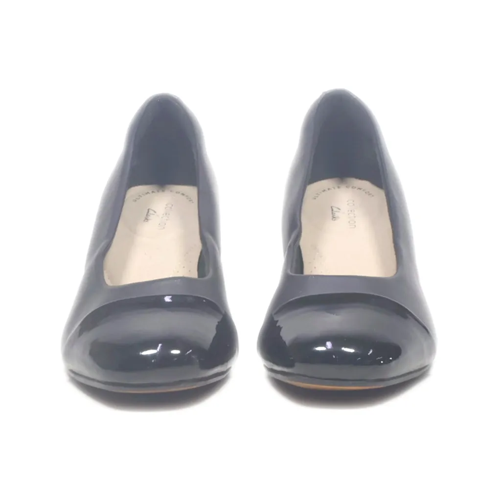 Clarks Mid-Heel Shoes Suede Black Colour For Women