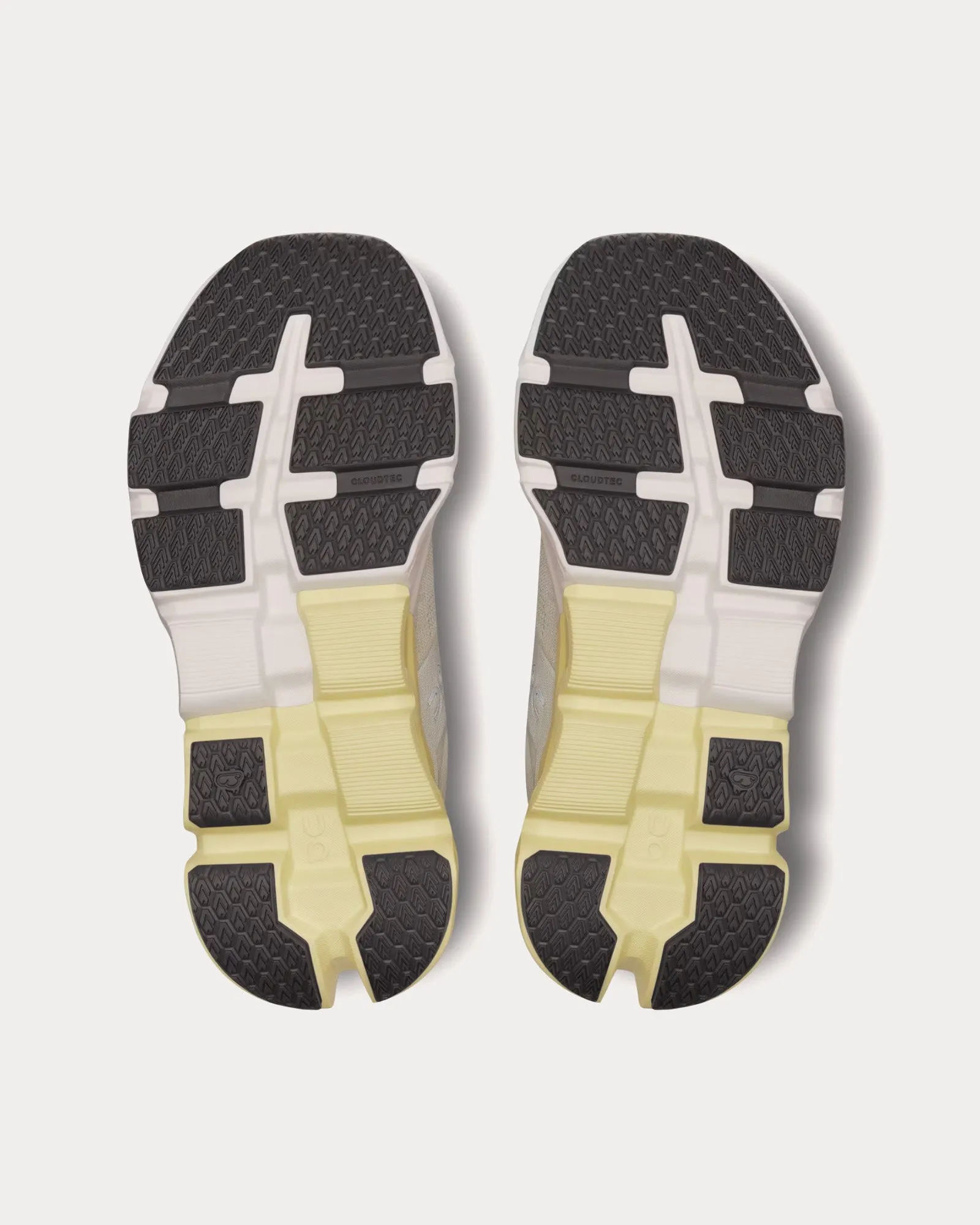 Cloudflyer 5 Pearl / Hay Running Shoes
