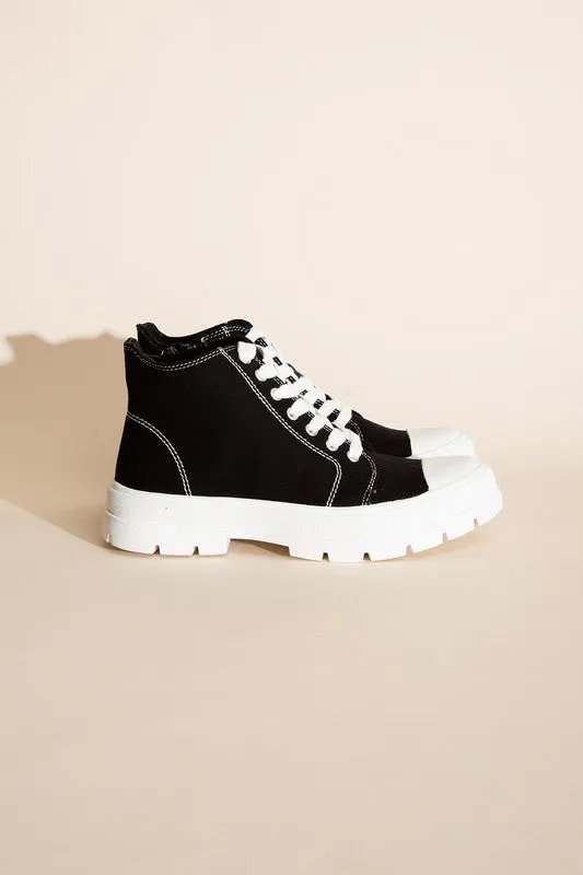 CRAYON LACE UP SNEAKERS