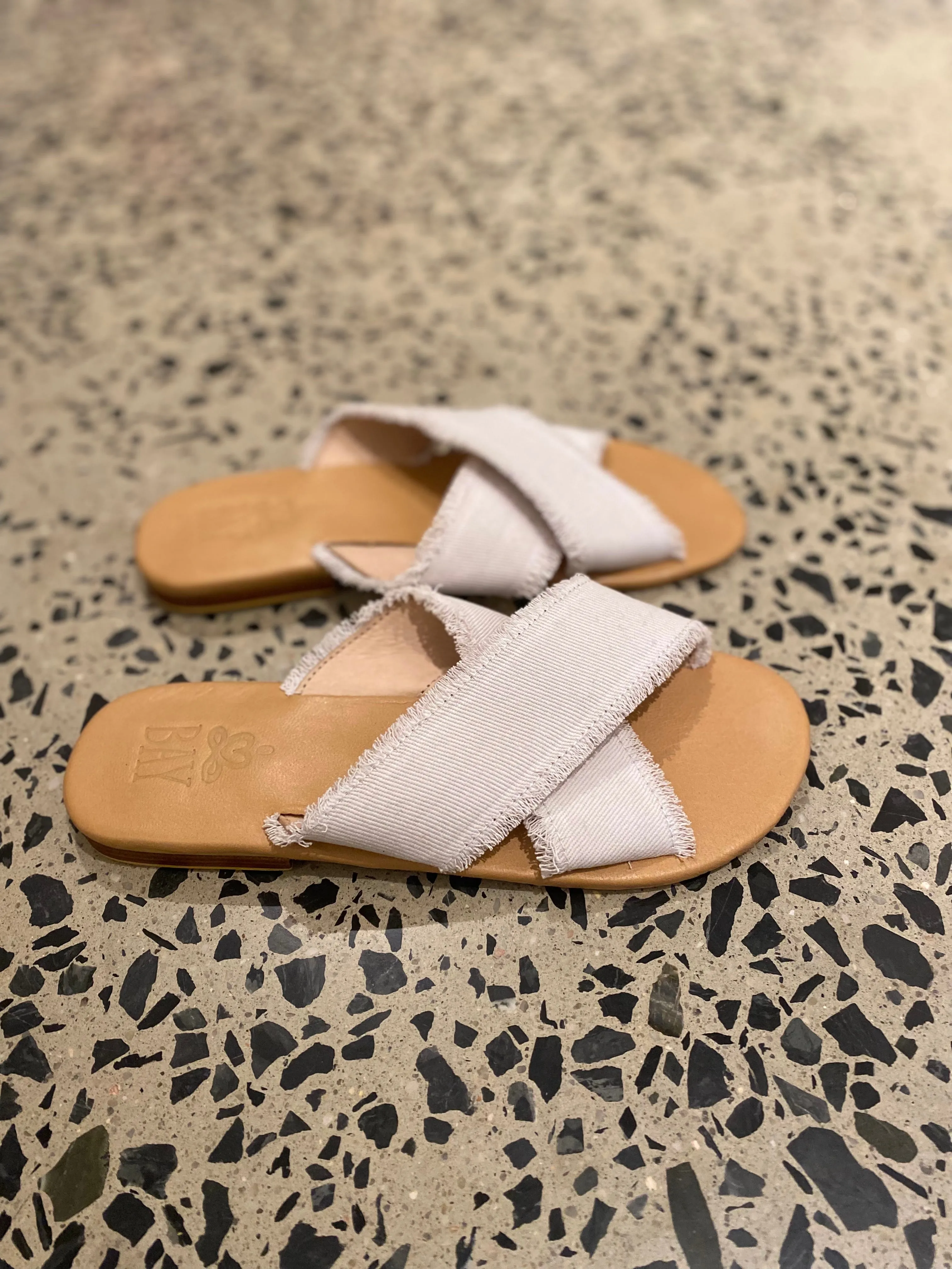CROSSOVER CANVAS SLIDE - NATURAL