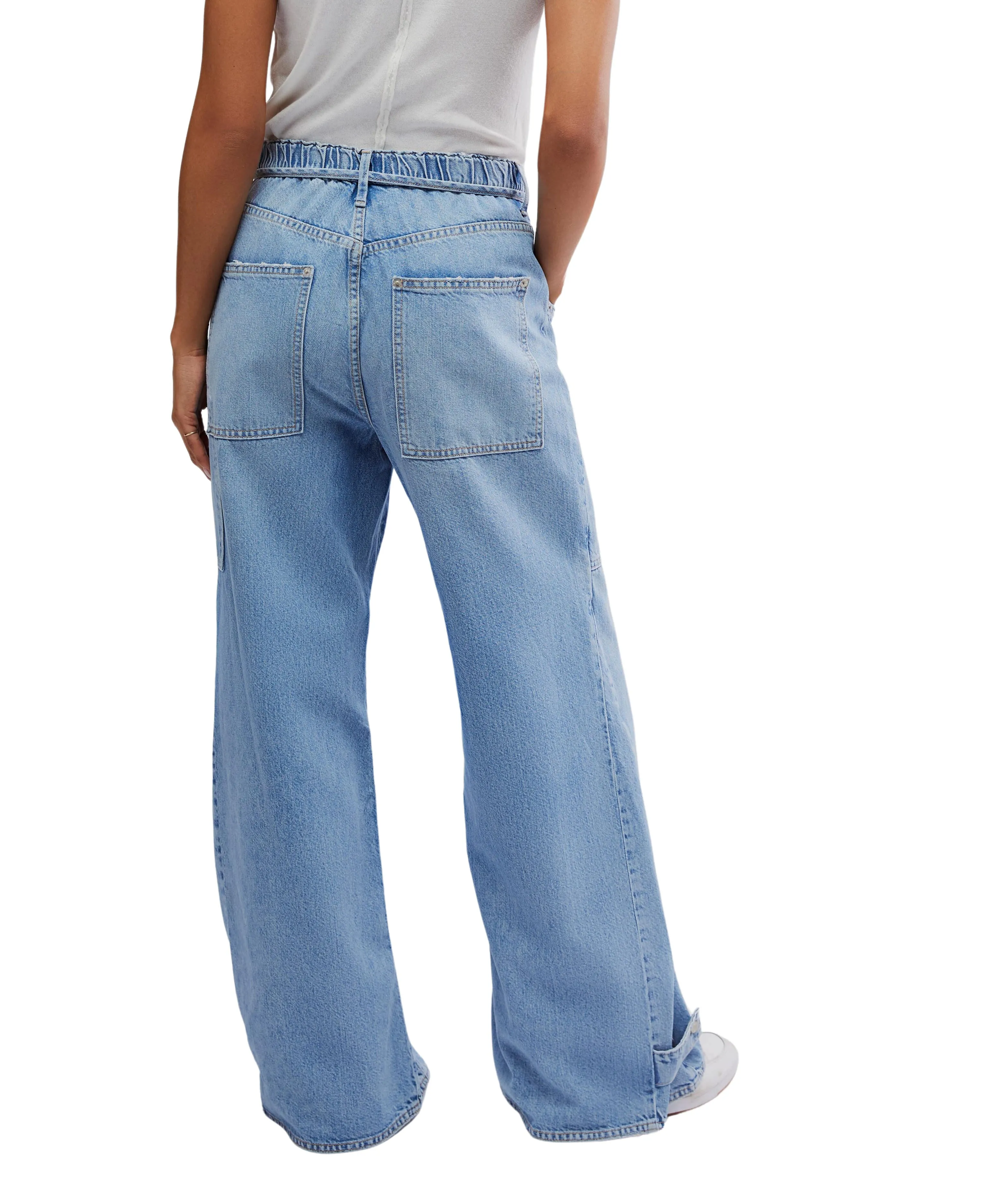 Curvy Outlaw Wide-Leg Jeans