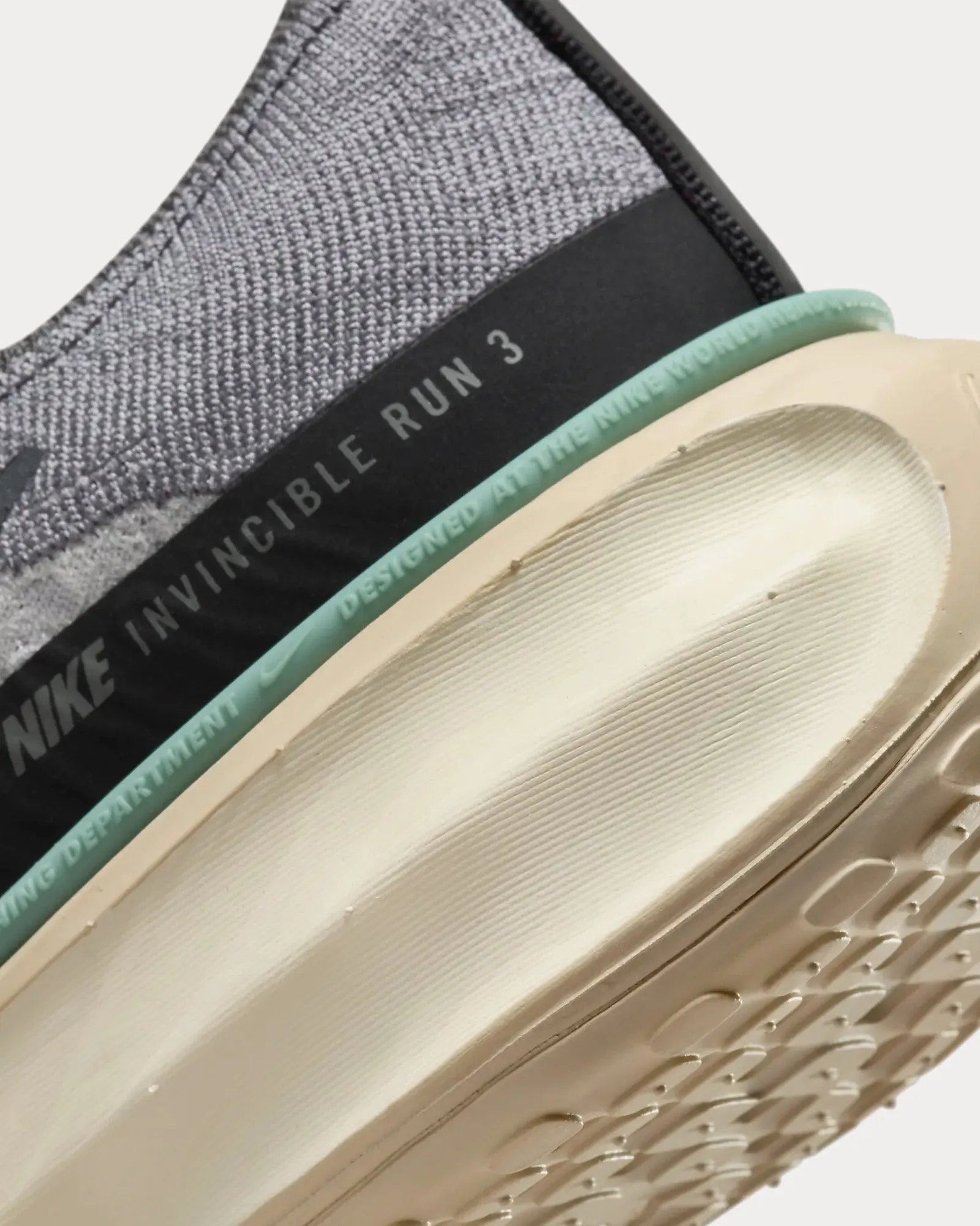 Invincible 3 Cool Grey / Pewter / Iron Grey / Black Running Shoes