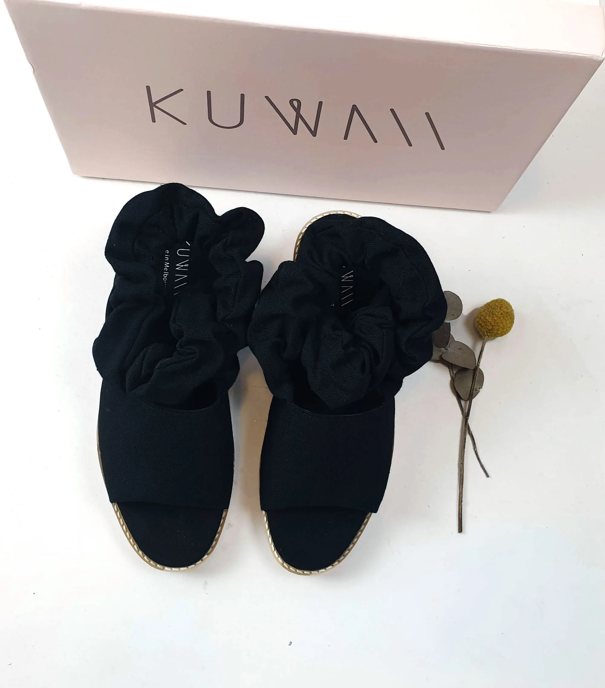 Kuwaii black canvas shoes with unique scrunchy-like detail size 8 (unworn, RRP $419)