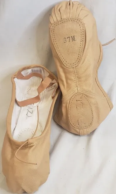 Wellesley -- Canvas Split Sole Ballet -- Flesh