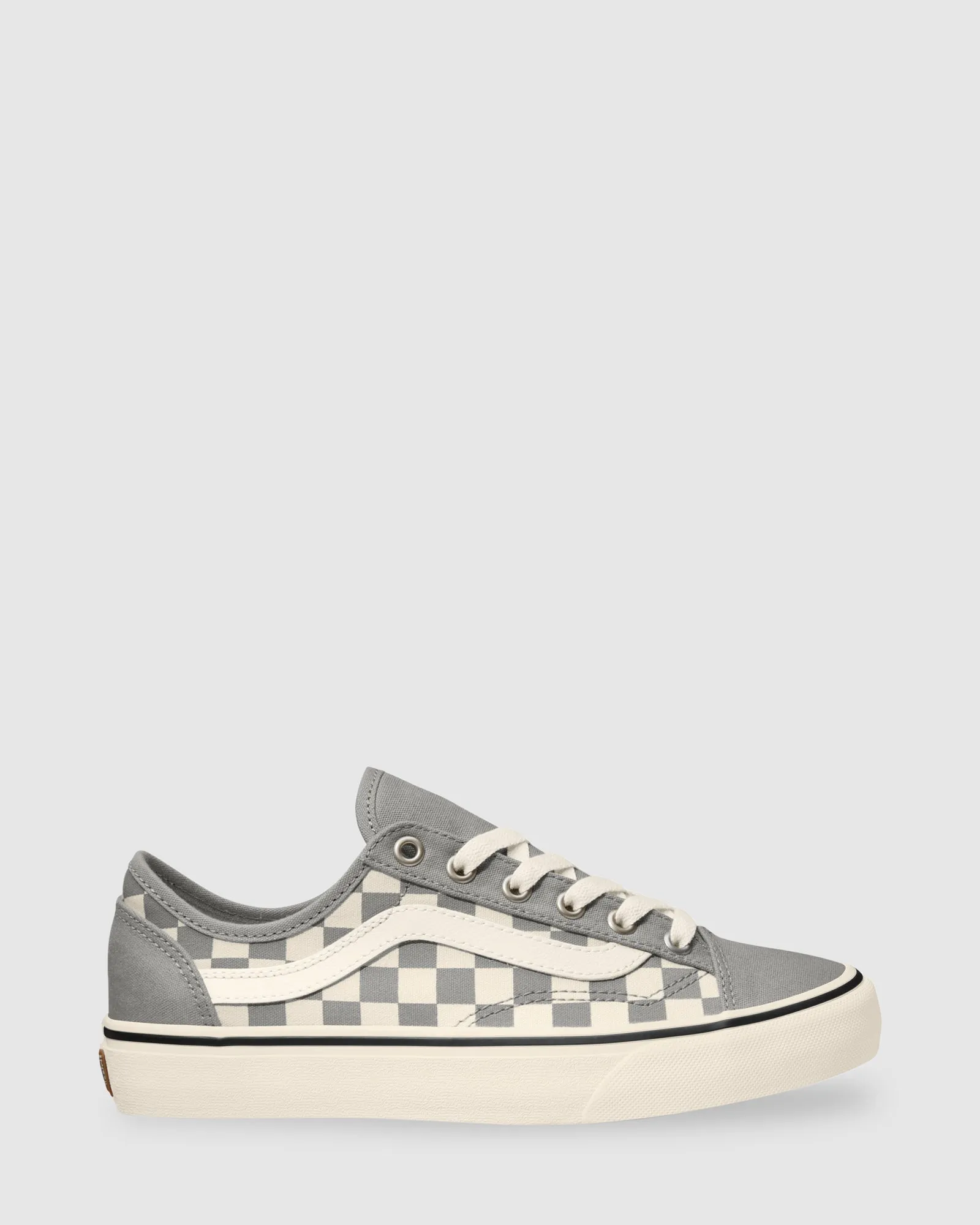 WOMENS STYLE 36 DECON VR3 SHOES
