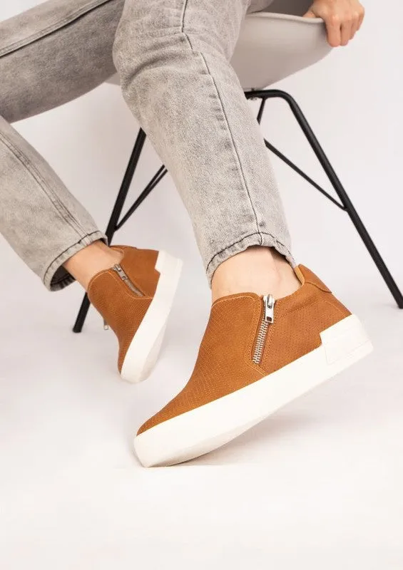 ZION  Canvas Sneakers